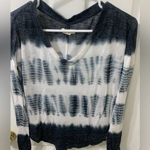 American eagle extra small sweater